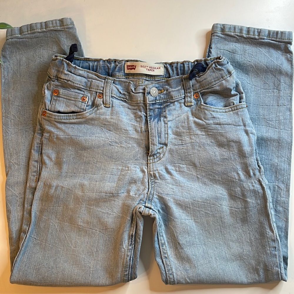 Levi’s 502 jeans. Size 10 husky. 30x26. Adjustable waist. Tapered legs.